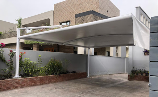 CANTILEVER CAR PARKING SHADE WITH SIDE COVERS-FREE STANDING PARKING SHADE CANOPY