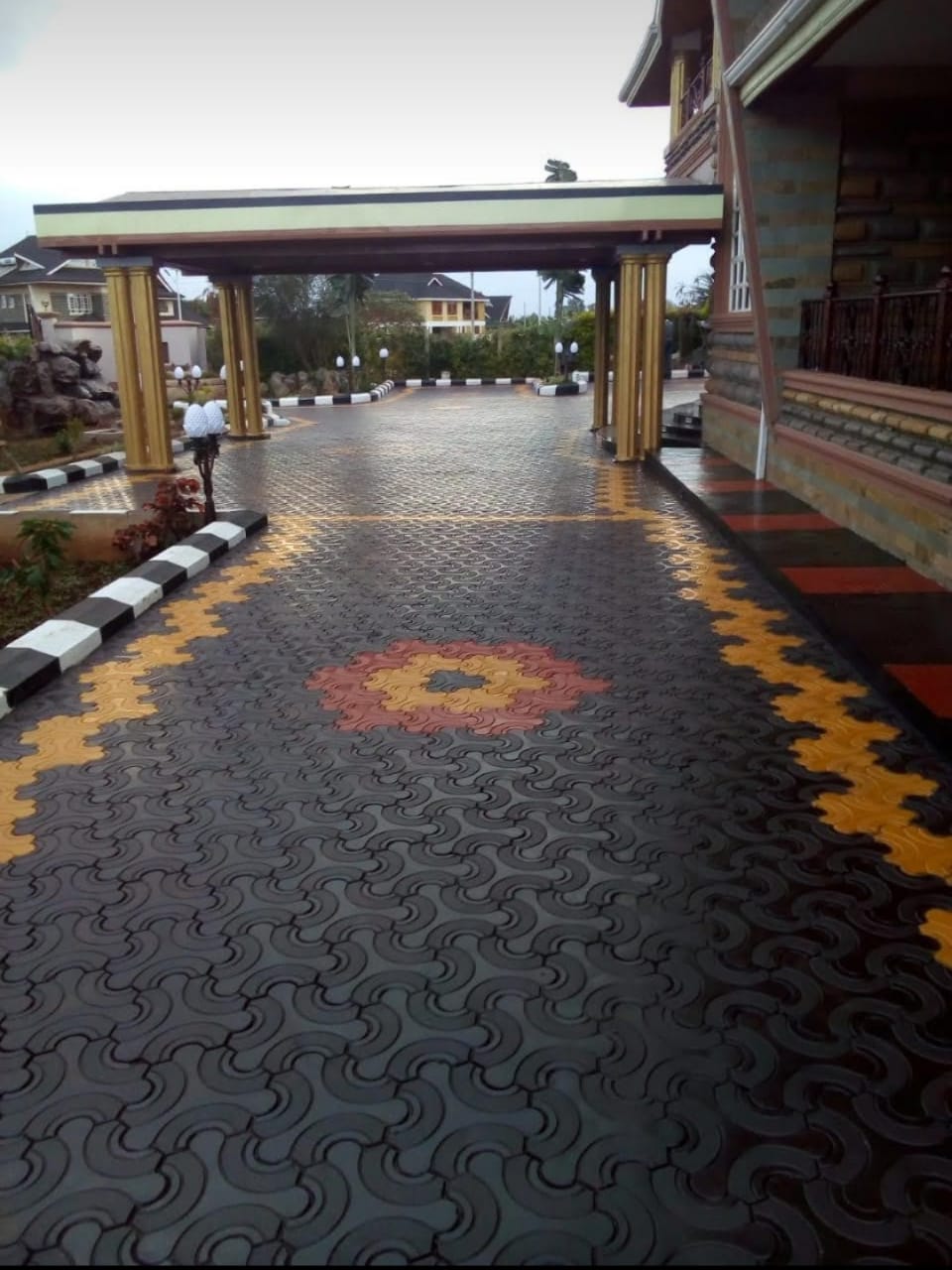 CABRO SUPPLIERS AND INSTALLERS IN NAIROBI KENYA-COBBLESTONES-PAVERS-BRICK PAVING-PAVING BLOCKS