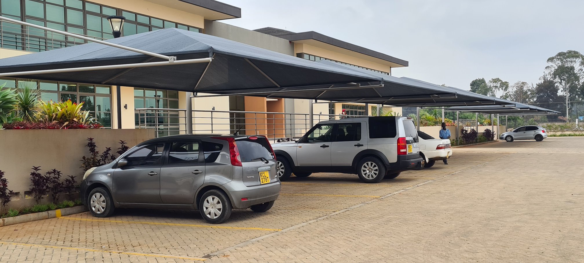 Car Shade Construction Company in Upperhill Nairobi-Carport-Cantilever Parking Shade-Car Canopy for Commercial and Residential Use-Vehicle Parking Shades for Embassy-Office-Homes-Schools-Hospitals-Churches-Factories-Restaurants-Hotels-Resorts-Airports-Car Wash Shade-