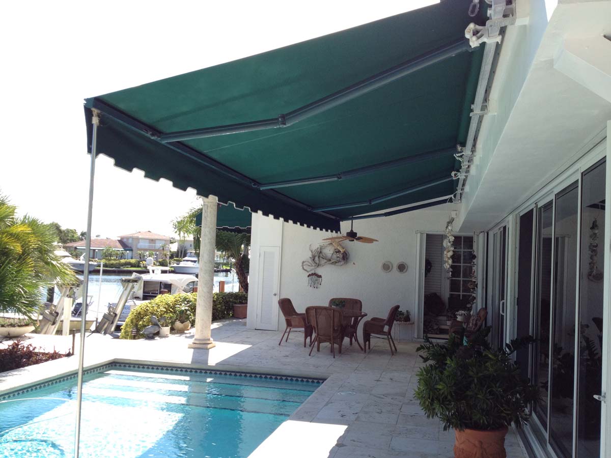 Retractable awnings Manufacturing Company in Nairobi-We supply and install the manual and motorized retractable awnings in Kenya-Uganda-Tanzania-Rwanda-Burundi-Somalia-South Sudan-Congo