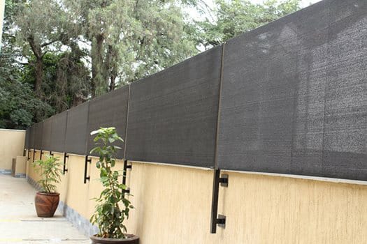 PERIMETER WALL SCREEN INSTALLERS-PRIVACY SHADE NET SCREEN- PRIVACY NETTING SCREEN-MESH NETTING-MESH PRIVACY SCREEN-CONSTRUCTION SCREEN-SCAFFOLD NETTING-VERTICAL SHADES- OUTDOOR PRIVACY SCREENS CONSTRUCTION COMPANY IN KENYA