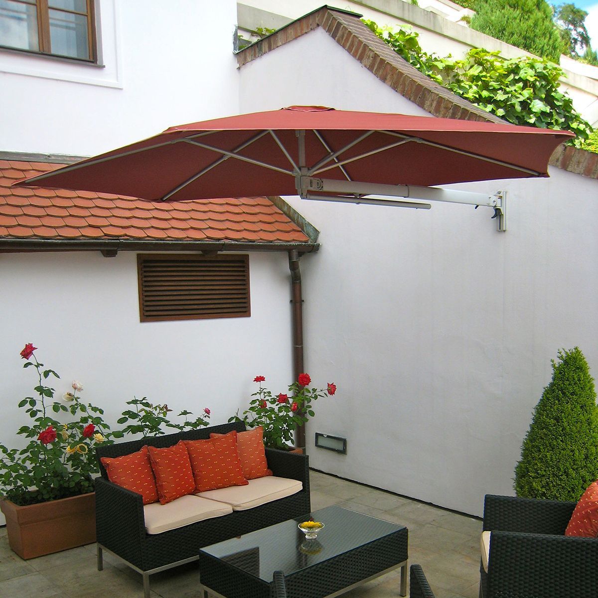 We Sell and Supply Outdoor Cantilever Umbrellas and Offset Parasols-Patio Umbrellas-Garden Umbrellas-Tilting Umbrellas-(Side-Pole Parasols and Umbrellas)-We are based in Nairobi Kenya-We supply parasols to Uganda-Tanzania-Rwanda-South Sudan-Somalia-Burundi-Congo