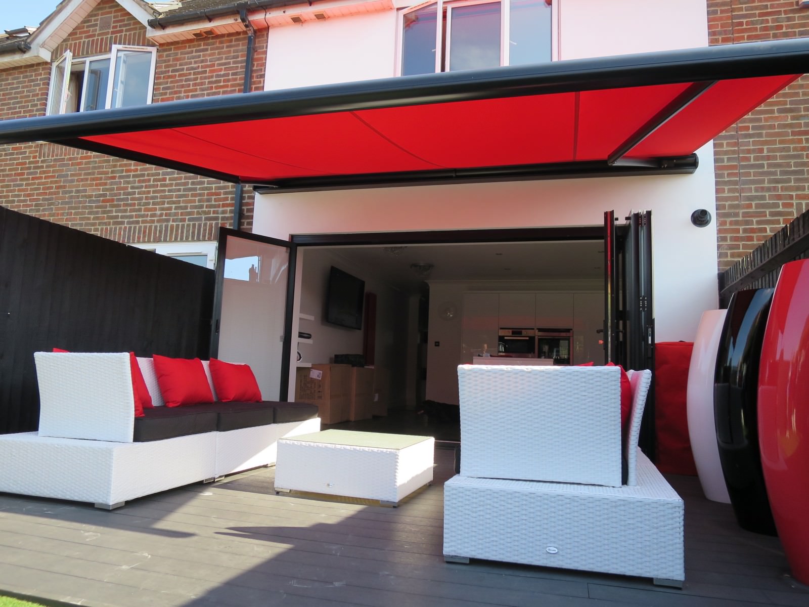 We sell, supply and install quality retractable awnings in Kenya-Leading Manufacturer of adjustable awnings