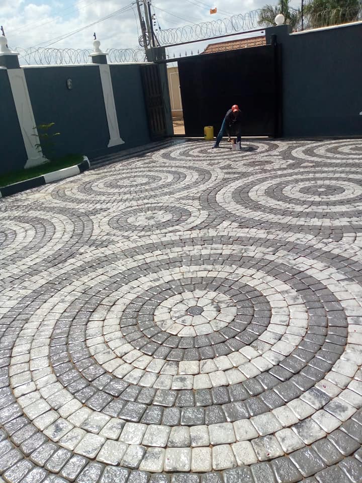 Cobblestone Pavers, Circle Stones, Grass Pavers and Cabro Driveway blocks supplier and installer in Kenya