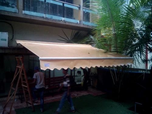 We supply and install quality retractable awnings and sunshades in Westlands, Nairobi-We are the leading manufacturer of durable motorized and manual retractable awnings, folding outdoor shades and adjustable patio shades in Kenya-Our unique retractable awnings can be used in both commercial and residential areas-We specialize in the retractable awnings for alfresco dining areas, patio retractable awnings, pool area retractable awnings, rooftop and penthouse retractable awnings, retractable garage awnings, retractable carport awnings, retractable patio and terrace awnings, retractable awnings for homes, retractable awnings for offices, retractable awnings for schools, retractable awnings for hospitals, retractable awnings for restaurants hotels and resorts, retractable awnings for cafes, retractable awnings for gym facilities, retractable awnings for villas and town houses