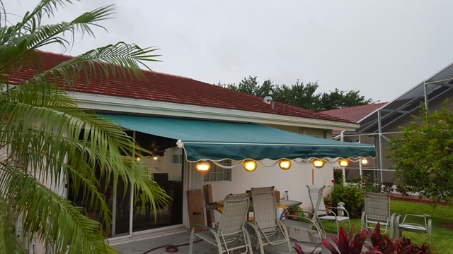 We supply and install affordable and durable retractable patio awnings-Sun shades-Manual and motorized retractable canopies