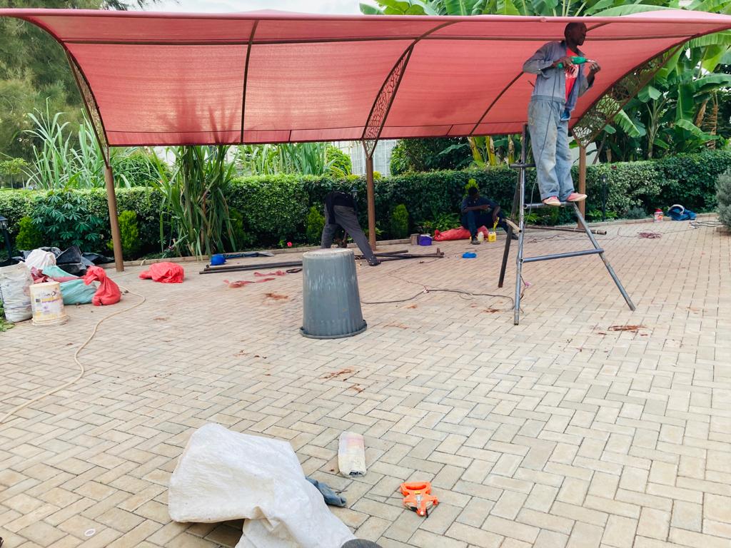 We fabricate and install carports and car parking shade canopies in Kamakis on Eastern Bypass