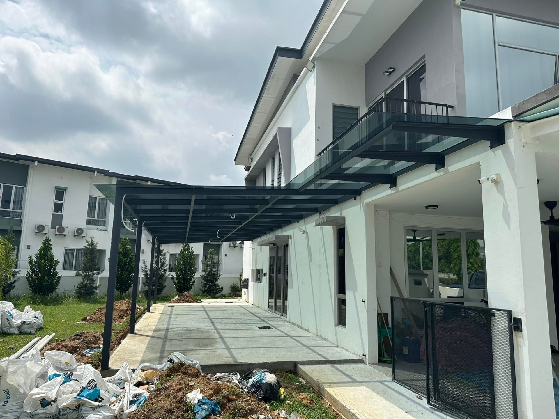 Glass Canopy and Glass Pergola Company in Utawala, Nairobi Kenya