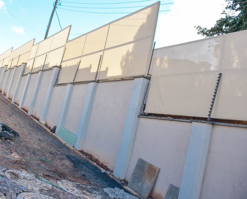 Perimeter wall Privacy Screen and HDPE Shade net fence