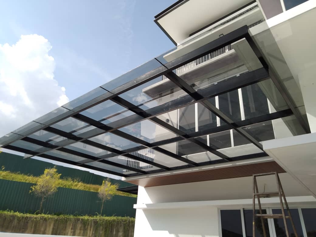 We supply and install 6mm tinted laminated glass covers for terraces